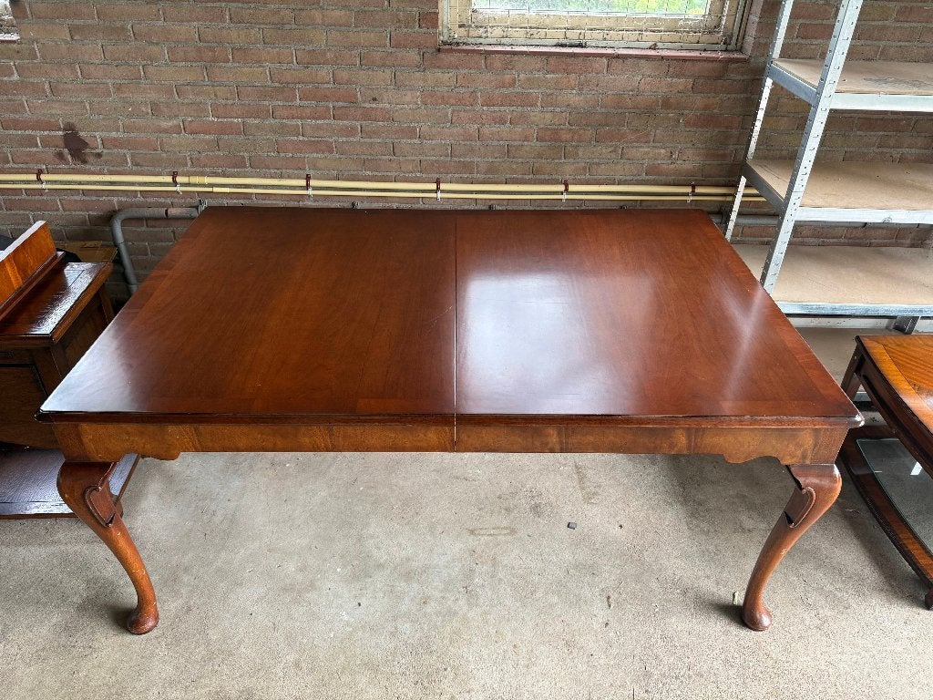 Klassieke uitschuifbare eettafel in Engelse stijl, Huis en Inrichting, Tafels | Eettafels, Ophalen, Gebruikt, 200 cm of meer, 50 tot 100 cm