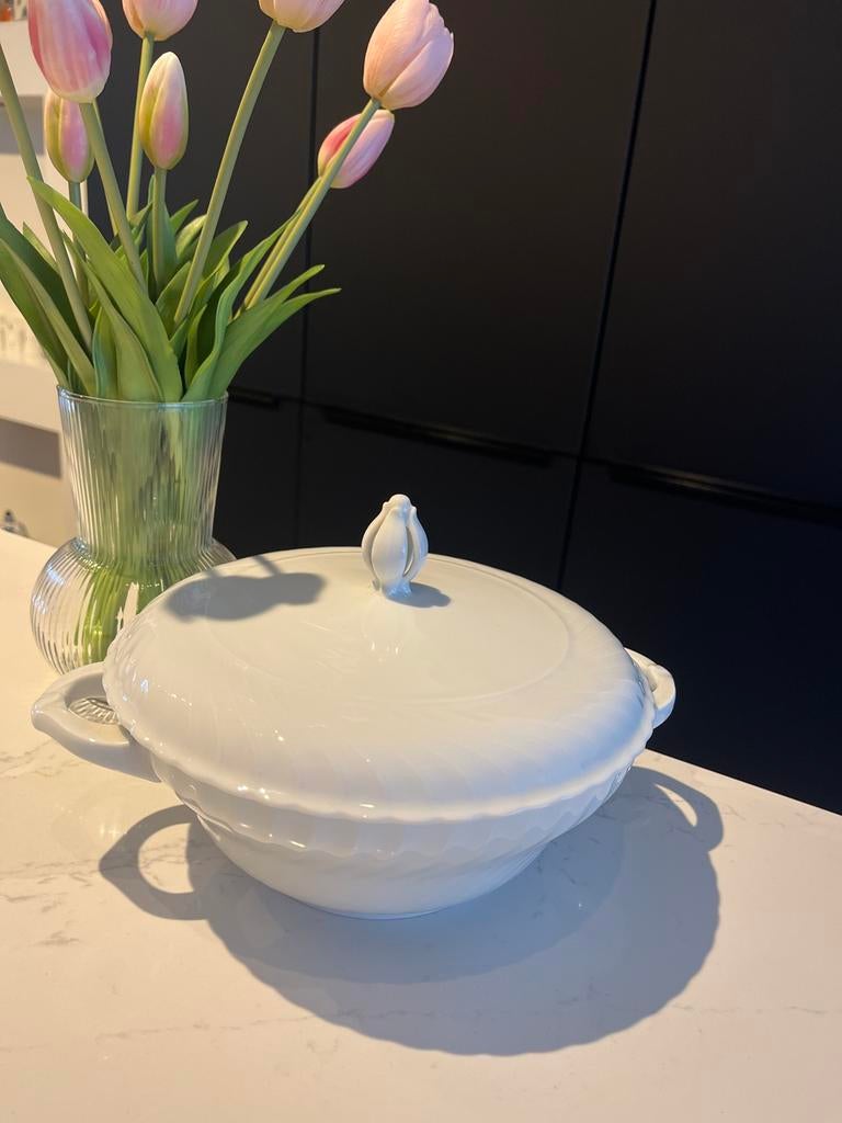 Royal Tettau Bavaria soepterrine 22 cm, Overige typen, Ophalen of Verzenden, Zo goed als nieuw, Effen
