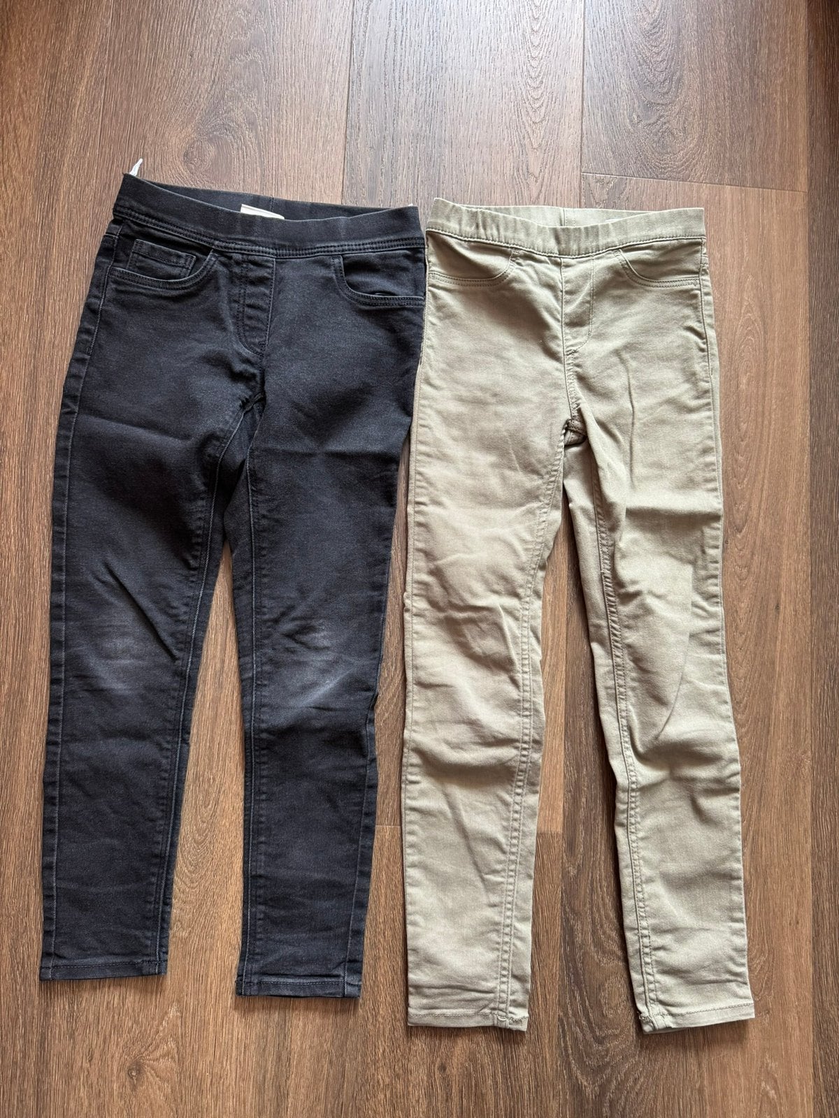 2x jegging maat 128, Kinderen en Baby's, Kinderkleding | Maat 128, Ophalen of Verzenden, Zo goed als nieuw, Meisje, Broek