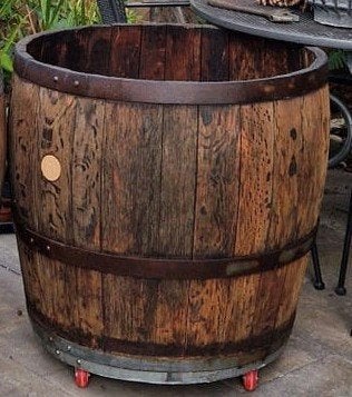 Wijnvat plantenbak op wielen 3/4 vat, Tuin en Terras, Bloembakken en Plantenbakken, Ophalen, Gebruikt, Rond, Balkon