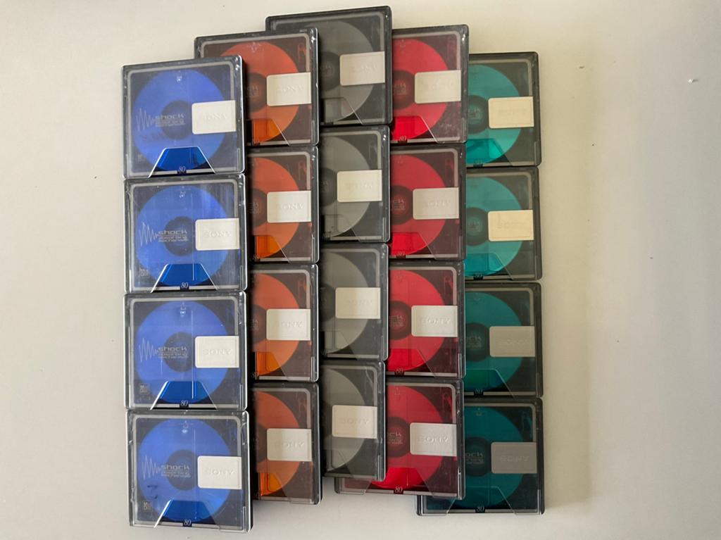 Minidisc’s.  SONY COLOR COLECTION  20x als nieuw  80 minuten, Ophalen of Verzenden