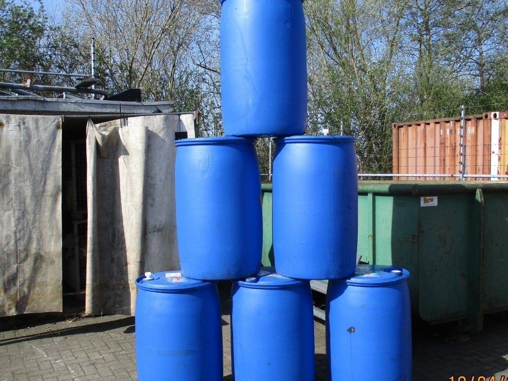 ZOMER TOPPER Kunststof vaten als regenton vlotbouw voerbak, Tuin en Terras, Regentonnen, Ophalen, Kunststof, Met kraantje, 150 liter of meer