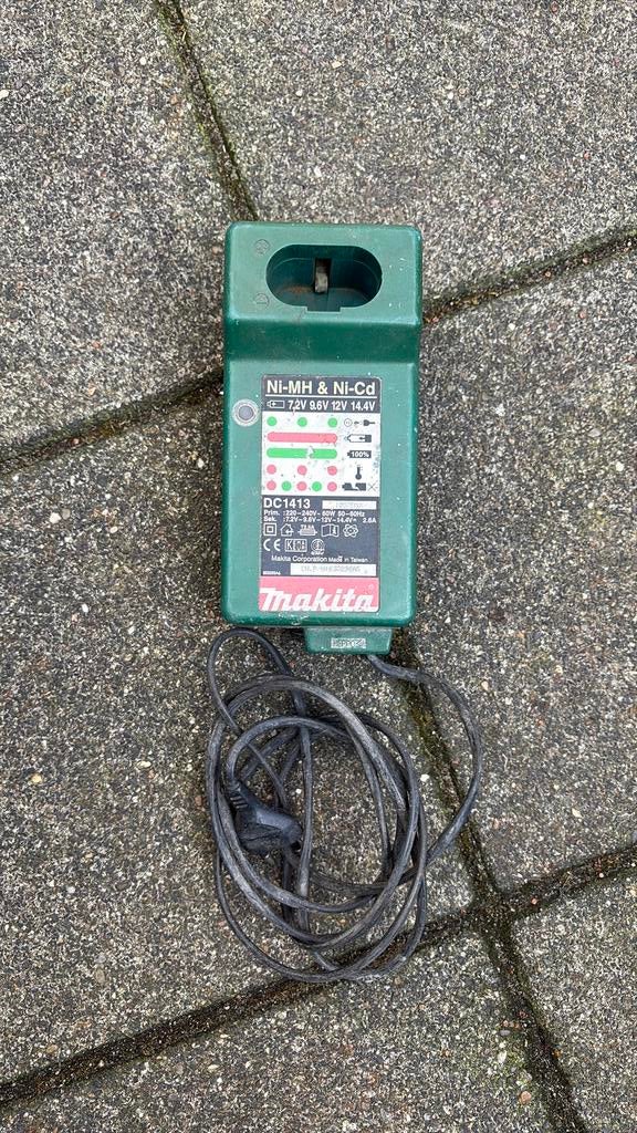 Makita accu lader, Doe-het-zelf en Verbouw, Gereedschap | Machine-onderdelen en Toebehoren, Ophalen of Verzenden, Gebruikt