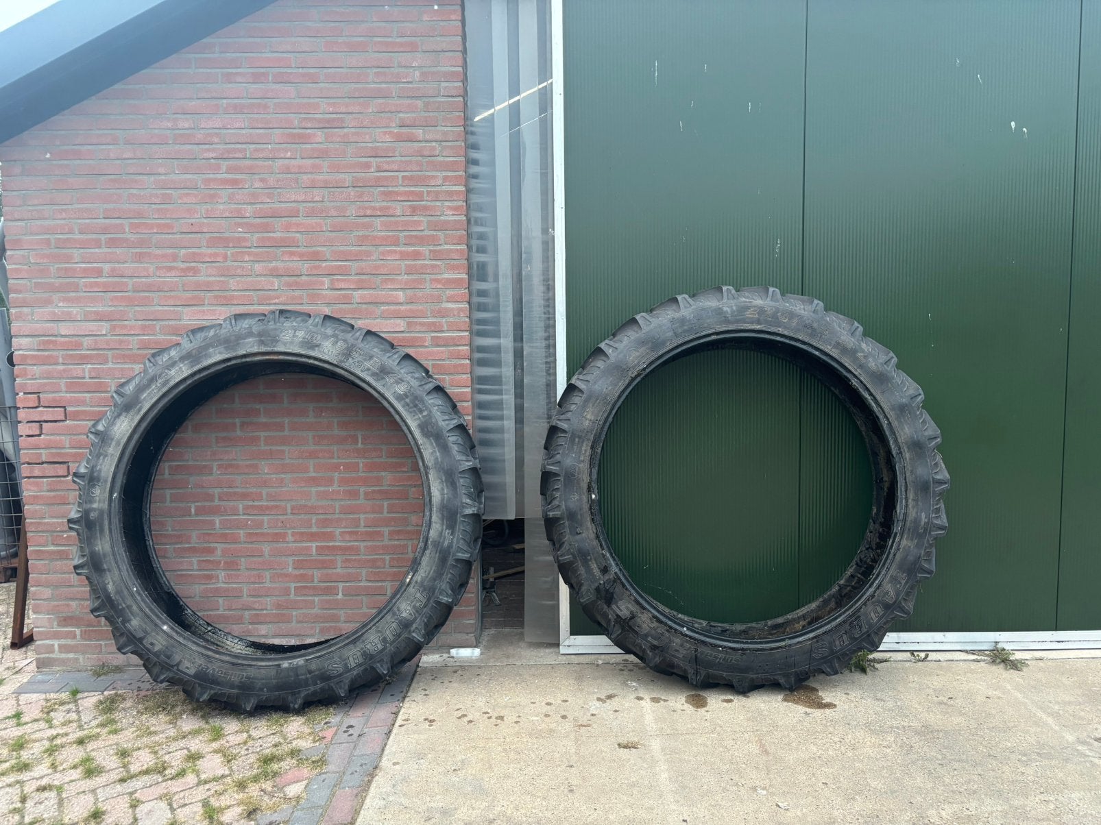 Cultuur band taurus 11.2 r48 270/95/r48, Zakelijke goederen, Ophalen