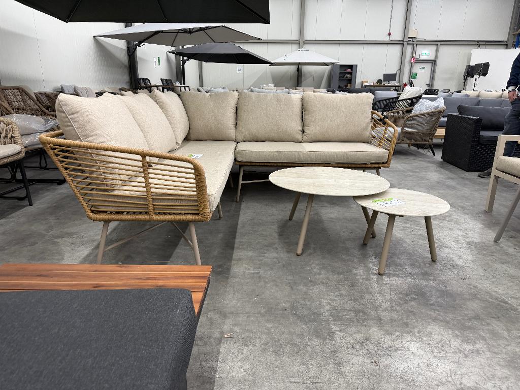 Flow/Telissa hoek loungeset | beige | 210x210cm, Ophalen, 5 zitplaatsen, Aston Martinlaan 36, Bank