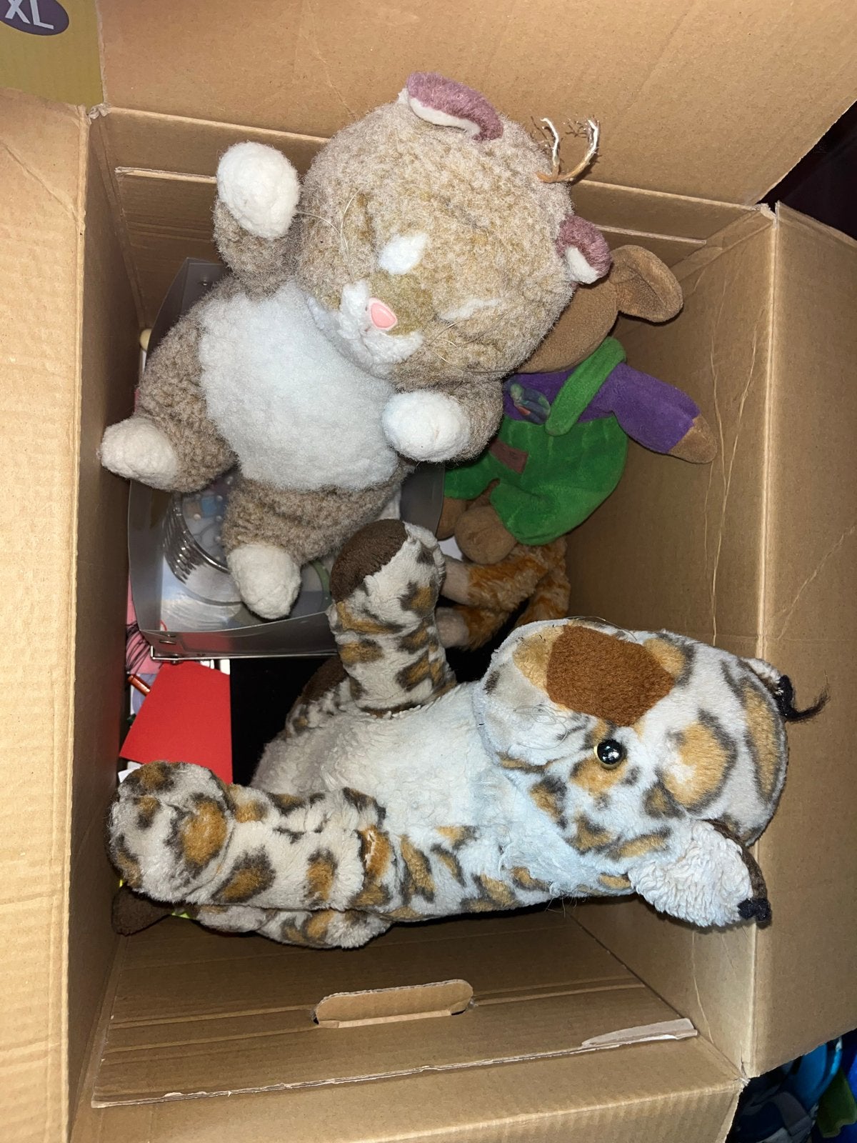 Leuke knuffels in doos - Kat, Giraf en meer, Ophalen, Gebruikt, Bruin, Kat