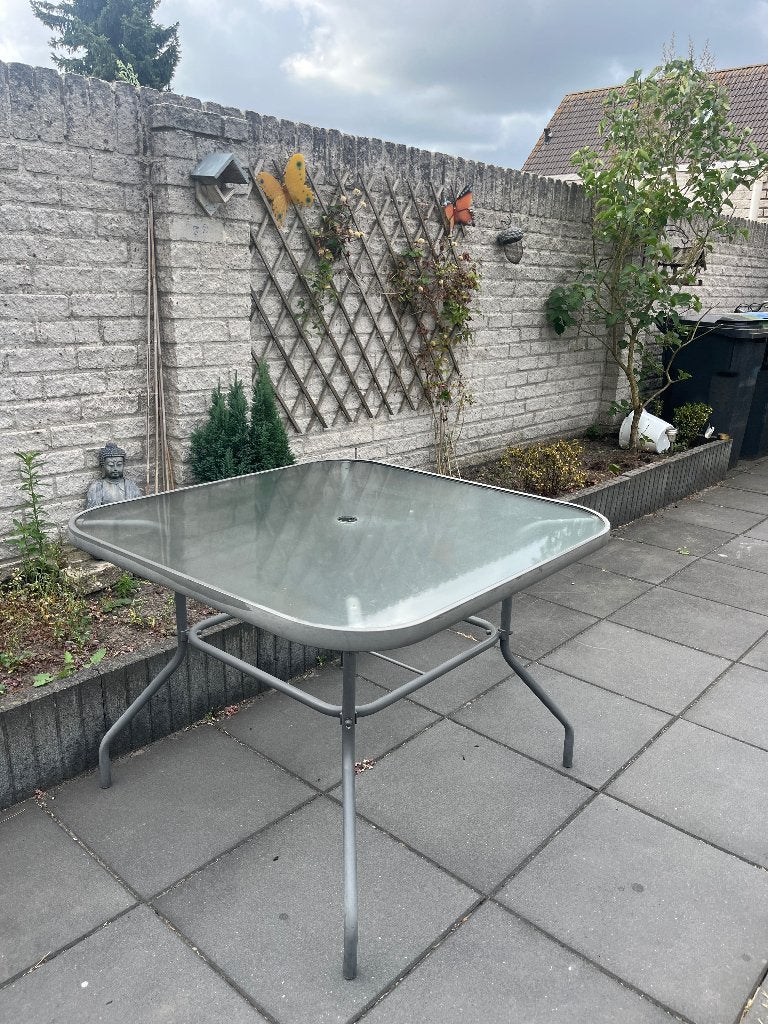 Tuintafel gratis, Ophalen, Gebruikt, Rechthoekig, Kunststof
