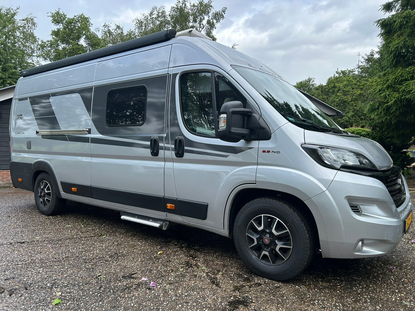 Camper Buscamper Laika Kosmo 6.4 Fiat Ducato Maxi, Chemisch toilet, Buscamper of Camperbus, Ringverwarming, Fiat