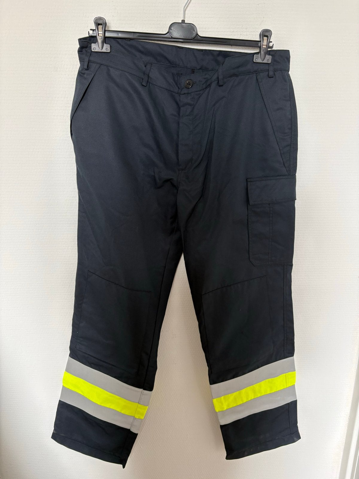 Nieuwe werkbroek maat 58 met reflecterende strepen, Tuin en Terras, Heren, Geen, Nieuw, Ophalen of Verzenden