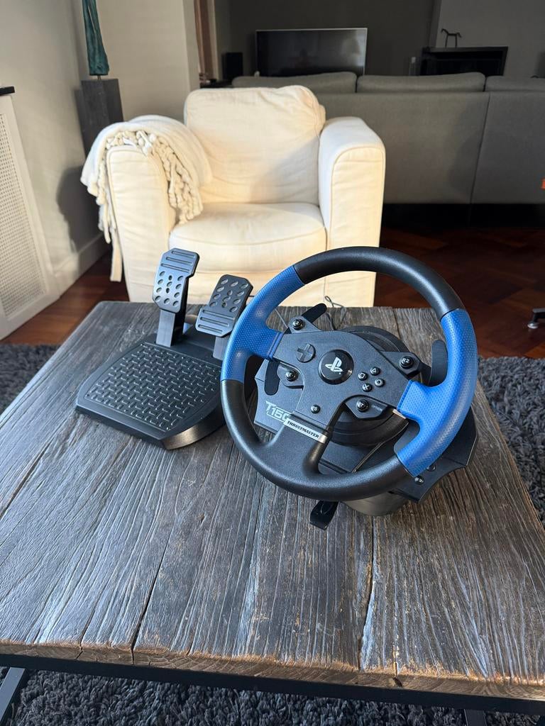 Thrustmaster T150 Stuur en Pedalen voor PlayStation, Spelcomputers en Games, Spelcomputers | Sony PlayStation Consoles | Accessoires