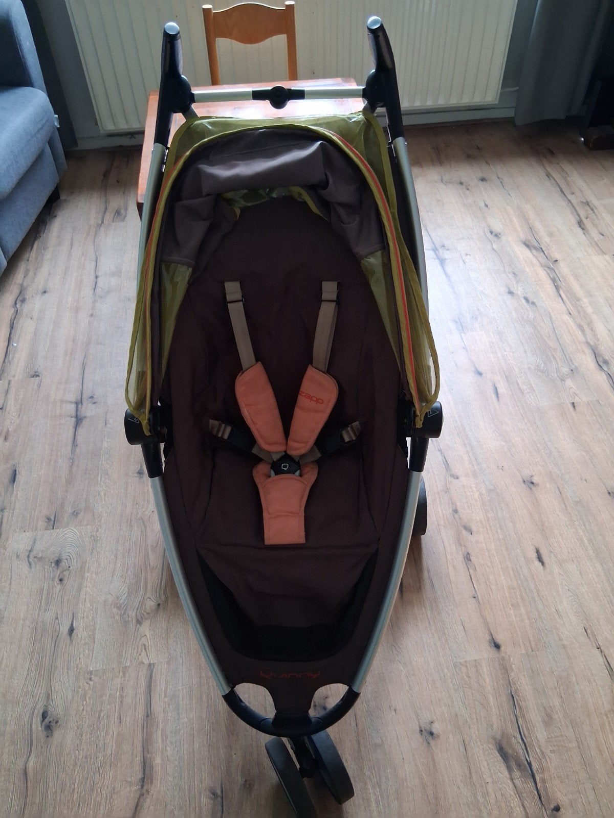 Quinny kinderwagen met hoes - ideaal voor op reis!, Kinderen en Baby's, Kinderwagens en Combinaties, Ophalen, Gebruikt, Kinderwagen