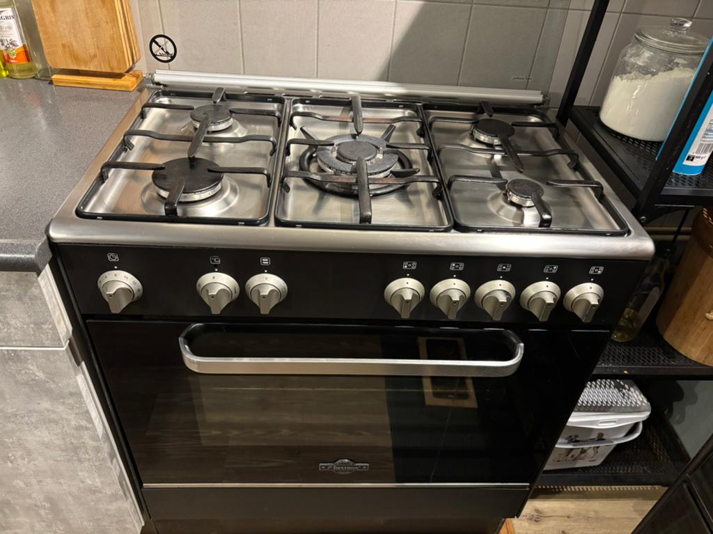 Gasfornuis van het Italiaanse merk Bestron, Witgoed en Apparatuur, Fornuizen, Ophalen, 60 cm of meer, Zo goed als nieuw, Gas