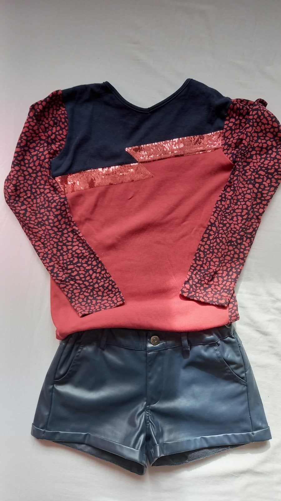longsleeve Nono 134/140 kunst leren broekje 146/152, Ophalen of Verzenden, Gebruikt, Meisje, Shirt of Longsleeve
