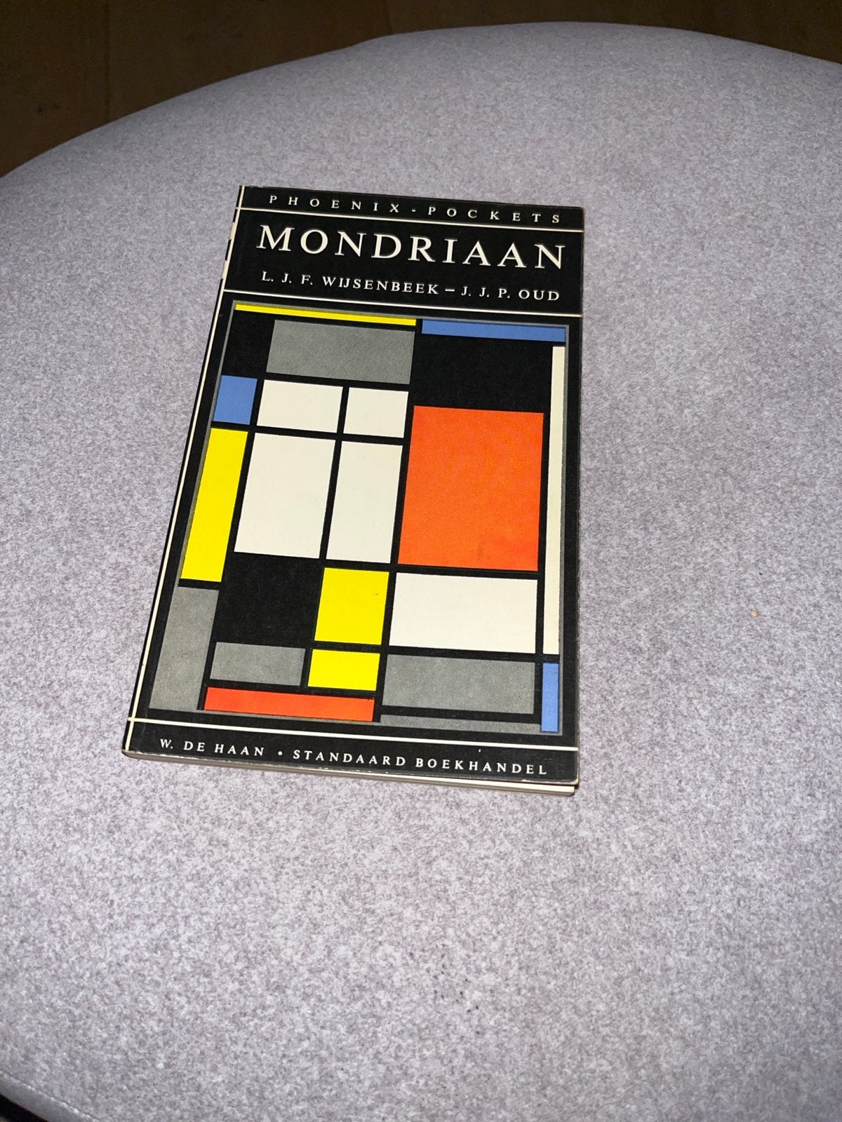 Mondriaan - Monografie over leven en werk. Phoenix pockets, Ophalen of Verzenden, Gelezen, Schilder- en Tekenkunst