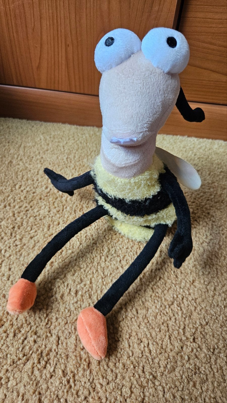 Handpop knuffel Bijtje, Ophalen of Verzenden, Zo goed als nieuw, Beer