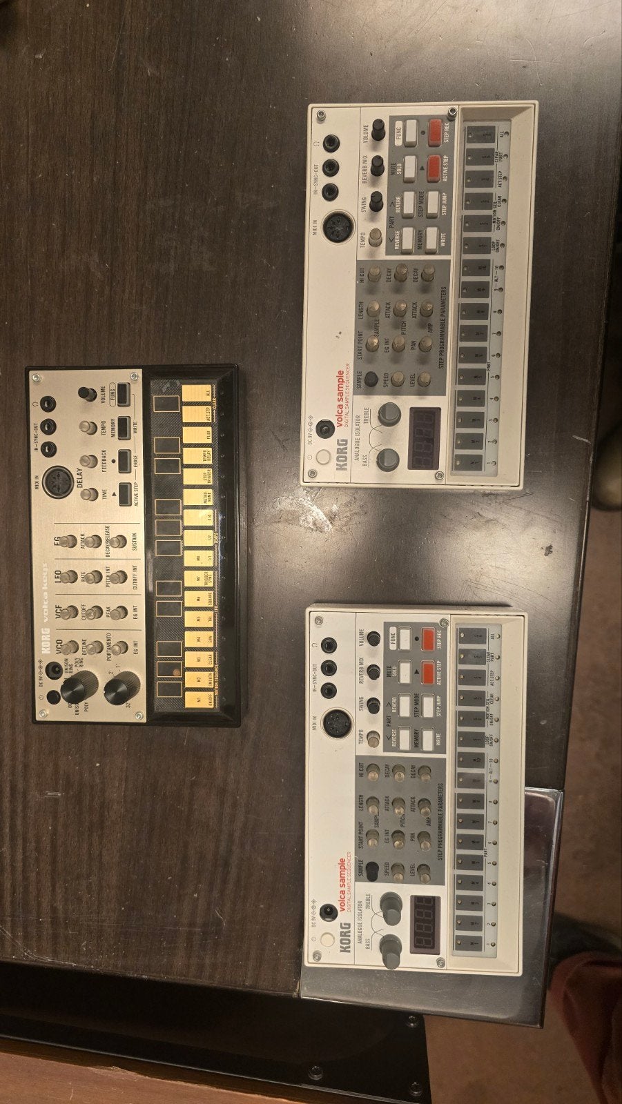 Korg Volca Keys & Volca Sample Synthesizers (2 stuks), Gebruikt, Korg, Met midi-aansluiting, Overige aantallen
