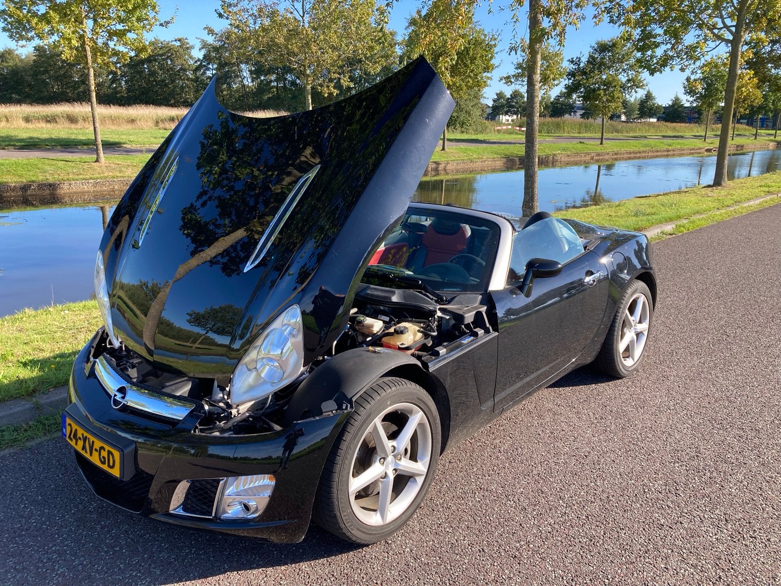 Opel GT 2.0 Turbo 2007 Zwart, Auto's, 1998 cc, Achterwielaandrijving, 264 pk, 4 cilinders