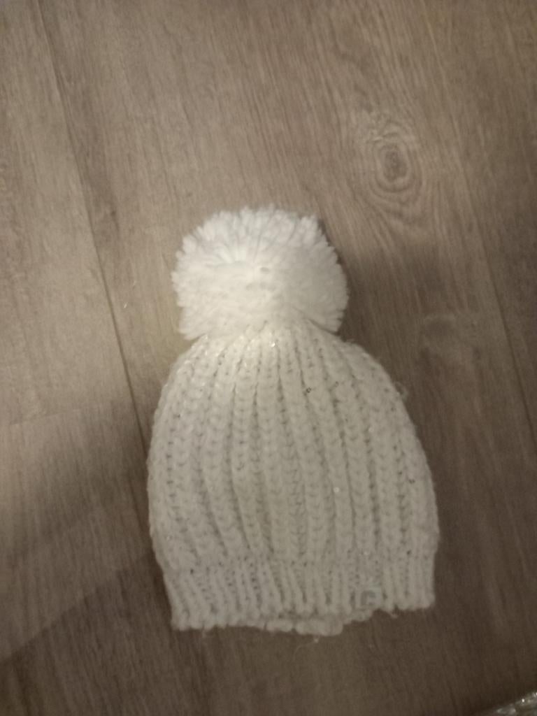 Wit/creme wintermuts meisje maat 1-3 jaar. Met pailletten, Kinderen en Baby's, Kinderkleding | Mutsen, Sjaals en Handschoenen