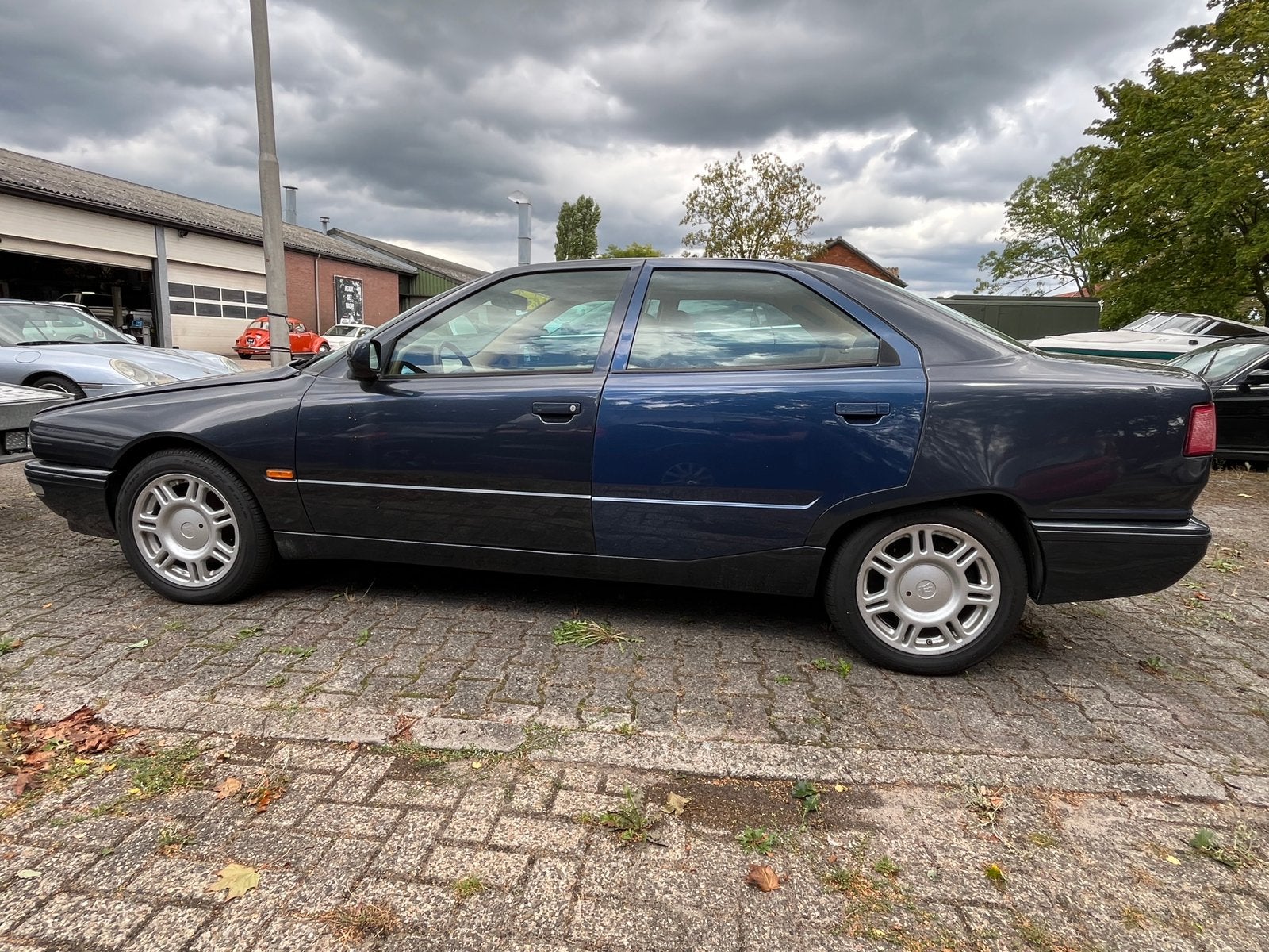 Maserati Quattroporte 4 1996 Blauw V6 2 liter met nieuwe APK, Auto's, Voorwielaandrijving, Leder, Handgeschakeld, Geïmporteerd