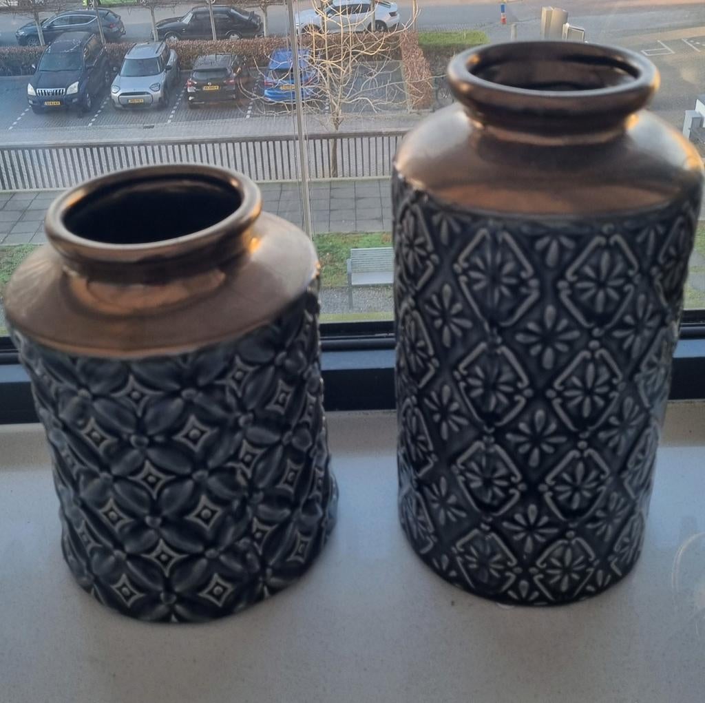 Loods 5, Set van 2 decoratieve vazen - Blauw/Grijs met goud, Huis en Inrichting, Woonaccessoires | Vazen, Overige kleuren, Aardewerk of Porselein