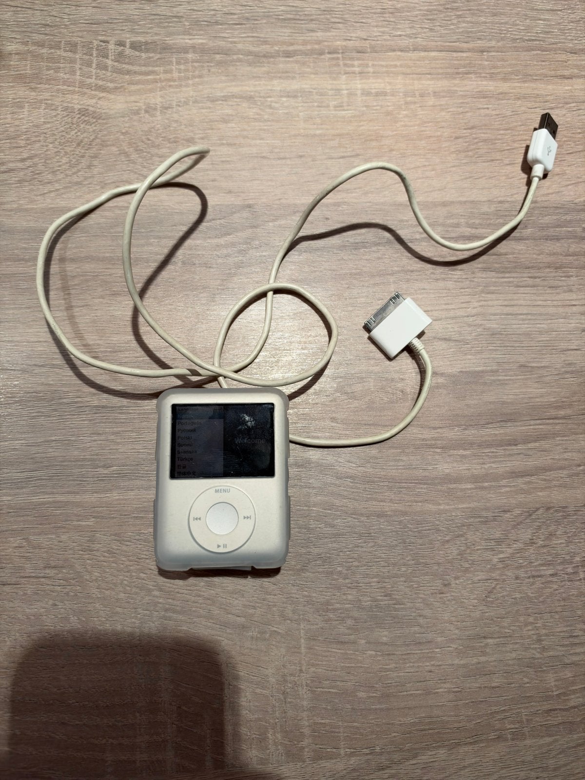 Apple iPod Classic 4e generatie 20GB met iSkin hoesje, Gebruikt, Classic, Ophalen of Verzenden, 20 tot 40 GB