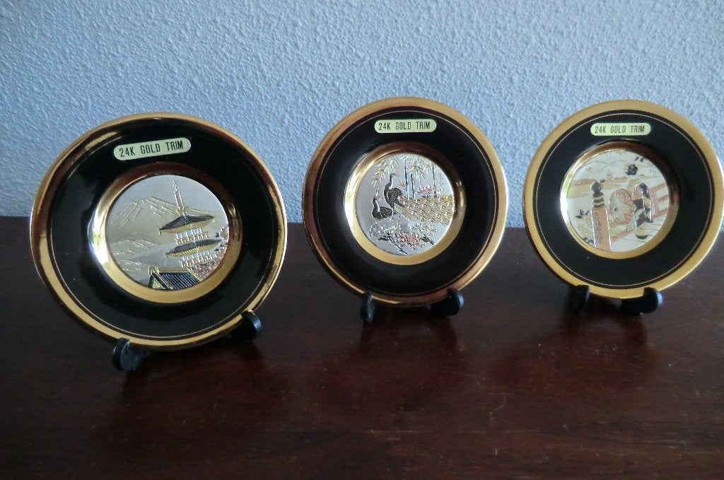 drie porseleinen schaaltjes, Chinees, 24k gold trim, Ophalen of Verzenden