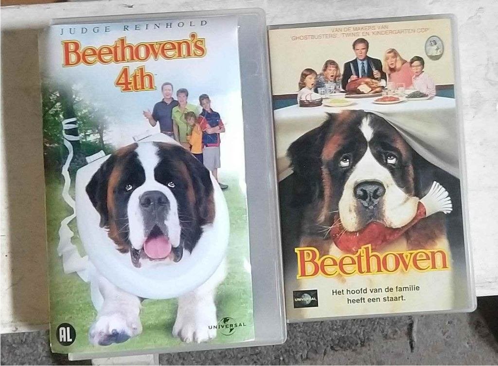 Beethoven (de hond) DVD 's + VHS - hoeft niet in 1 koop, Alle leeftijden, Ophalen of Verzenden, Zo goed als nieuw, Actiekomedie