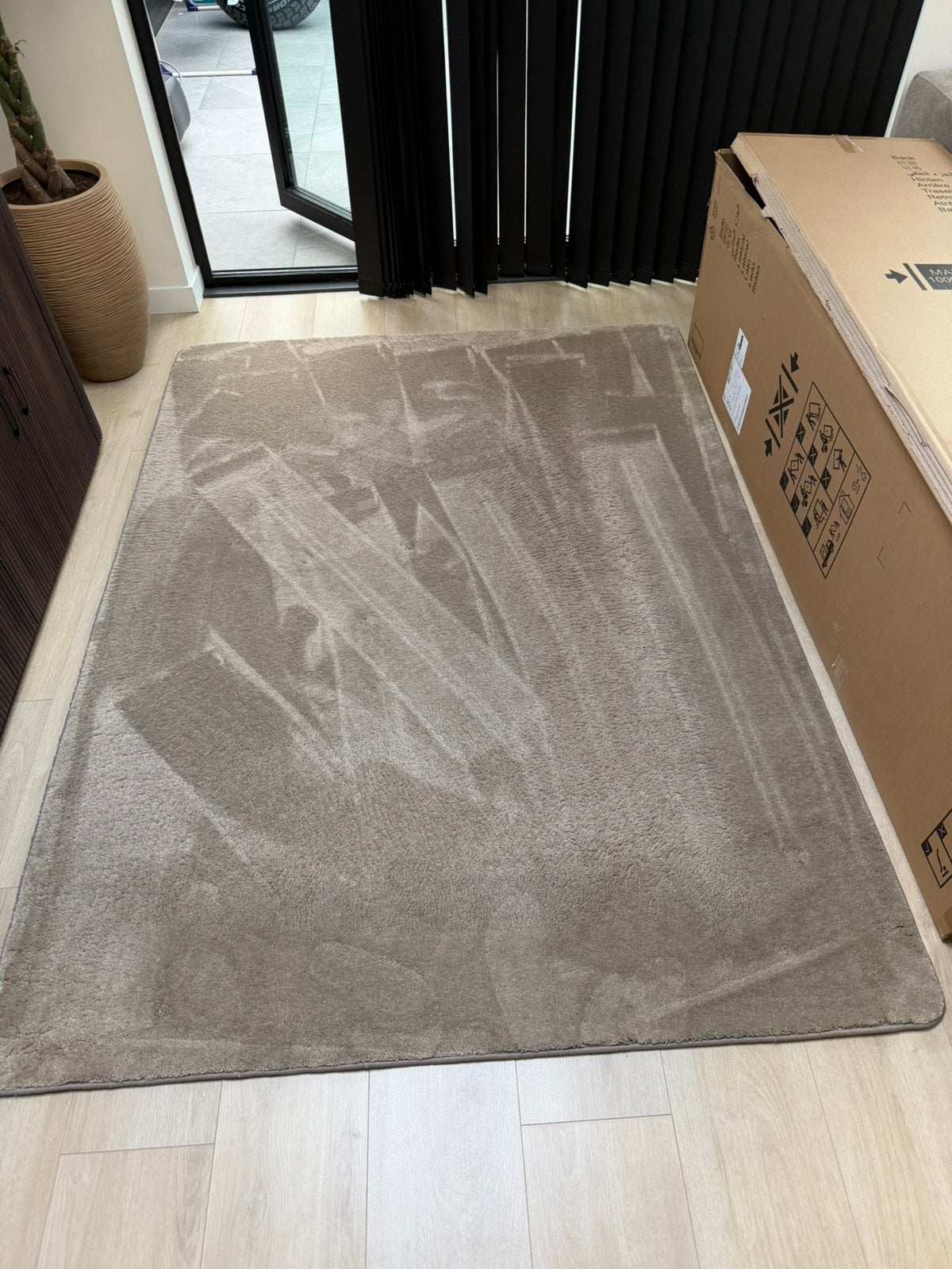 Vloerkleed velvet champagne deluxe, Ophalen, 150 tot 200 cm, 200 cm of meer, Zo goed als nieuw