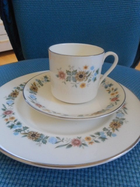 - Kop, Schotel, Bord van Royal Doulton , Pastorale, Ophalen of Verzenden