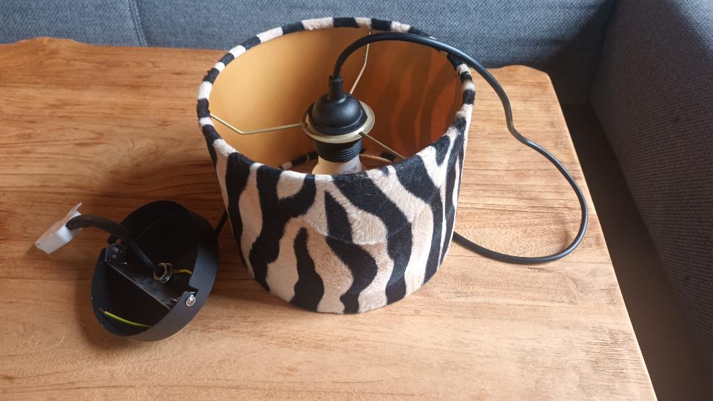 Hanglamp met zebra print, Ophalen of Verzenden, Zo goed als nieuw, Stof, Minder dan 50 cm