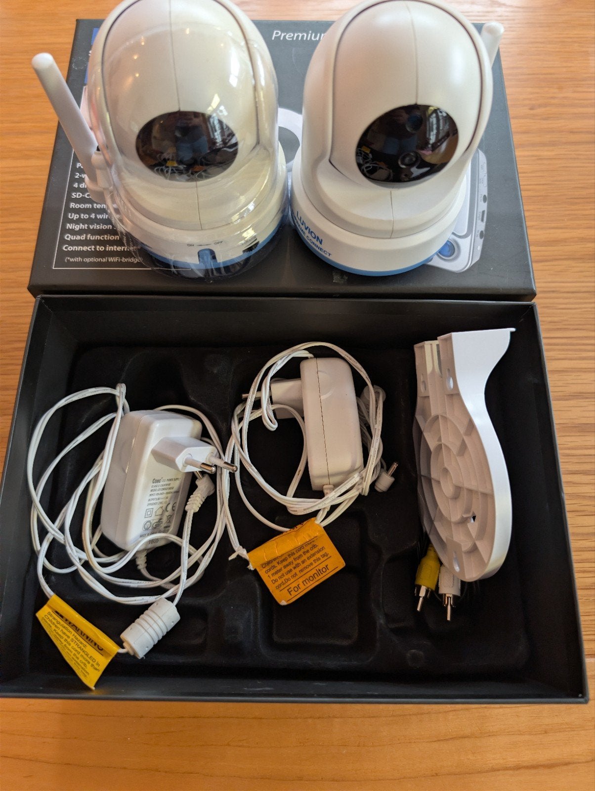 2 x Luvion Supreme Connect Camera, Kinderen en Baby's, Ophalen of Verzenden, Gebruikt, 250 meter of meer, Camera
