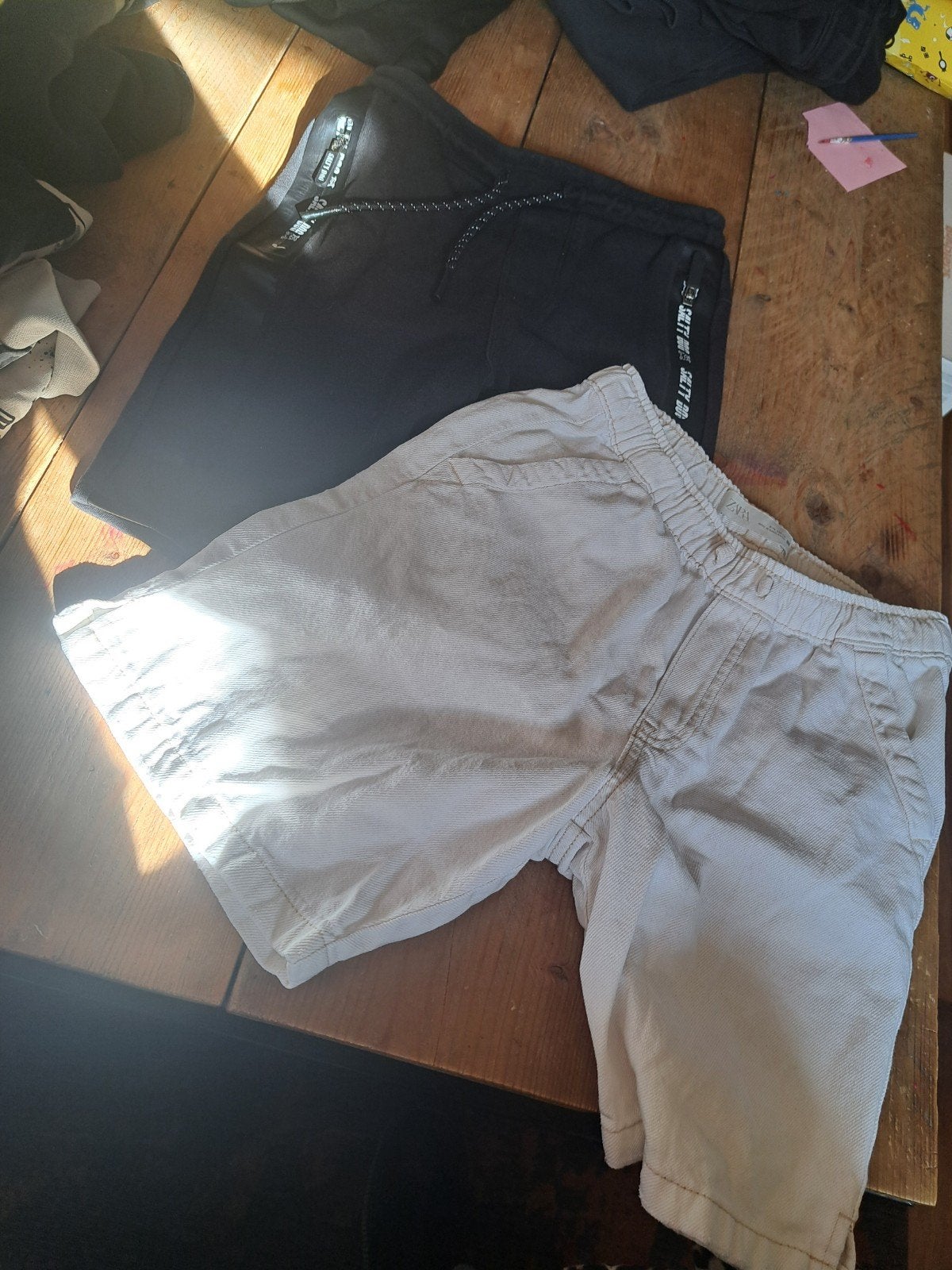 2 korte broeken maat 140 (Saltydog, Zara), Broek, Gebruikt, Ophalen of Verzenden, Saltydog, Zara