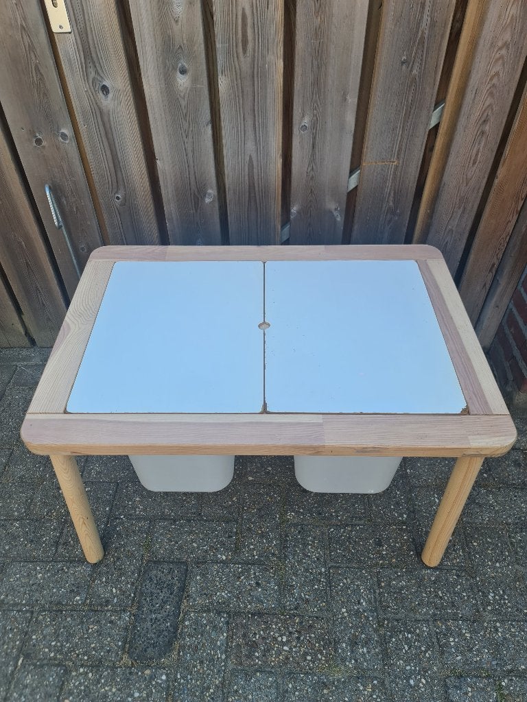 Speelgoed tafel ikea, Ophalen, Gebruikt, Jongen of Meisje