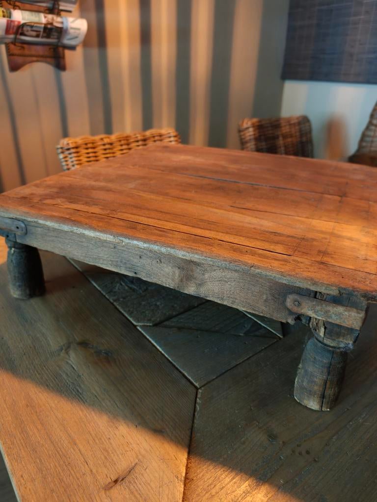 Prachtige oude Indiase bajot 50x50x15, Ophalen, 50 tot 100 cm, 50 tot 100 cm, Zo goed als nieuw