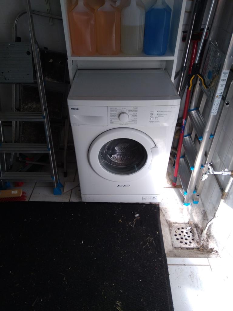 Wasmachine - Voorlader - Goede Staat 5 Kg trommel., Ophalen, 1200 tot 1600 toeren, Gebruikt, 4 tot 6 kg