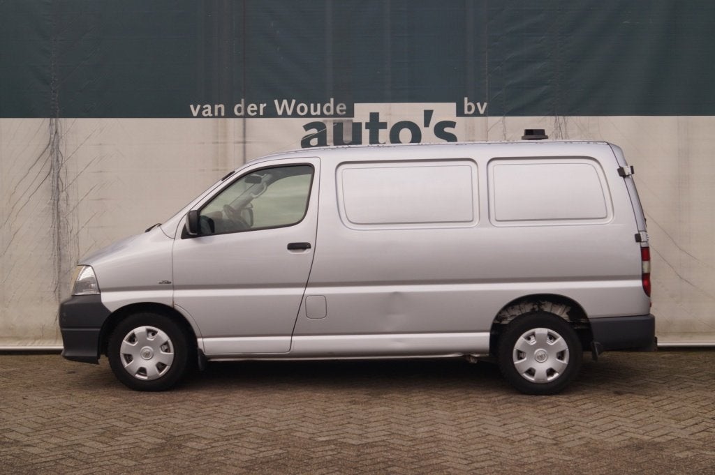 Toyota HiAce 2.5 D-4D 95pk KWB -AIRCO-TREKHAAK- (bj 2010), Auto's, Stof, Gebruikt, Origineel Nederlands, Bedrijf