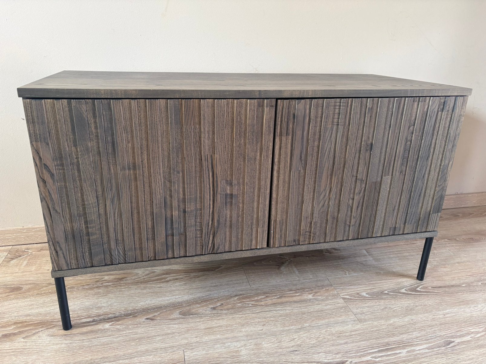Woood New Gravure tv meubel 100 cm essen fineer espresso, Huis en Inrichting, Ophalen, Zo goed als nieuw, 25 tot 50 cm, 100 tot 150 cm