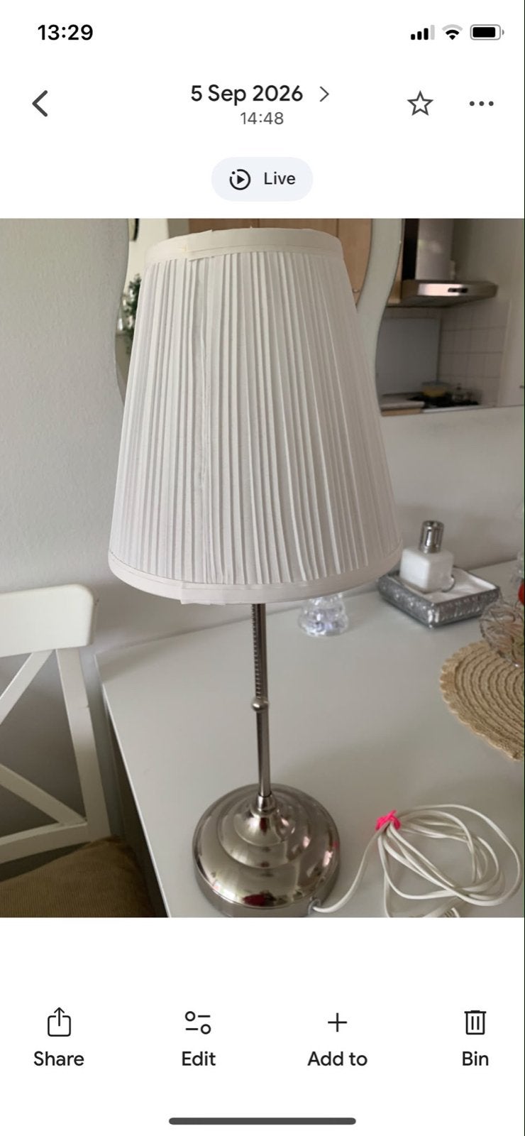 Stijlvolle tafellamp met witte kap, Huis en Inrichting, Ophalen, Wit, E27 (groot), Zo goed als nieuw