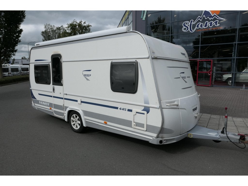 Fendt Bianco 445 SFB inclusief mover, Caravans en Kamperen, Kachel, Rondzit, Overige typen, Tot en met 4