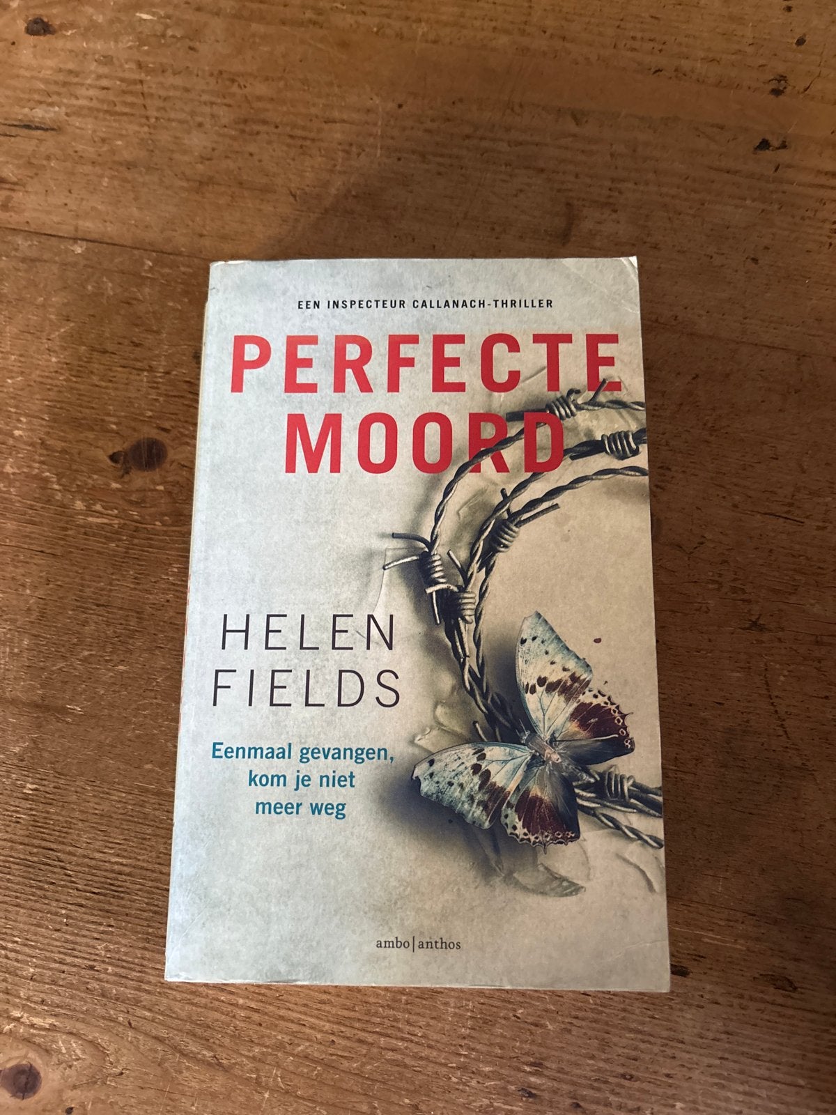 Perfecte Moord - Helen Fields (Inspecteur Callanach), Boeken, Ophalen of Verzenden, Gelezen, Europa overig