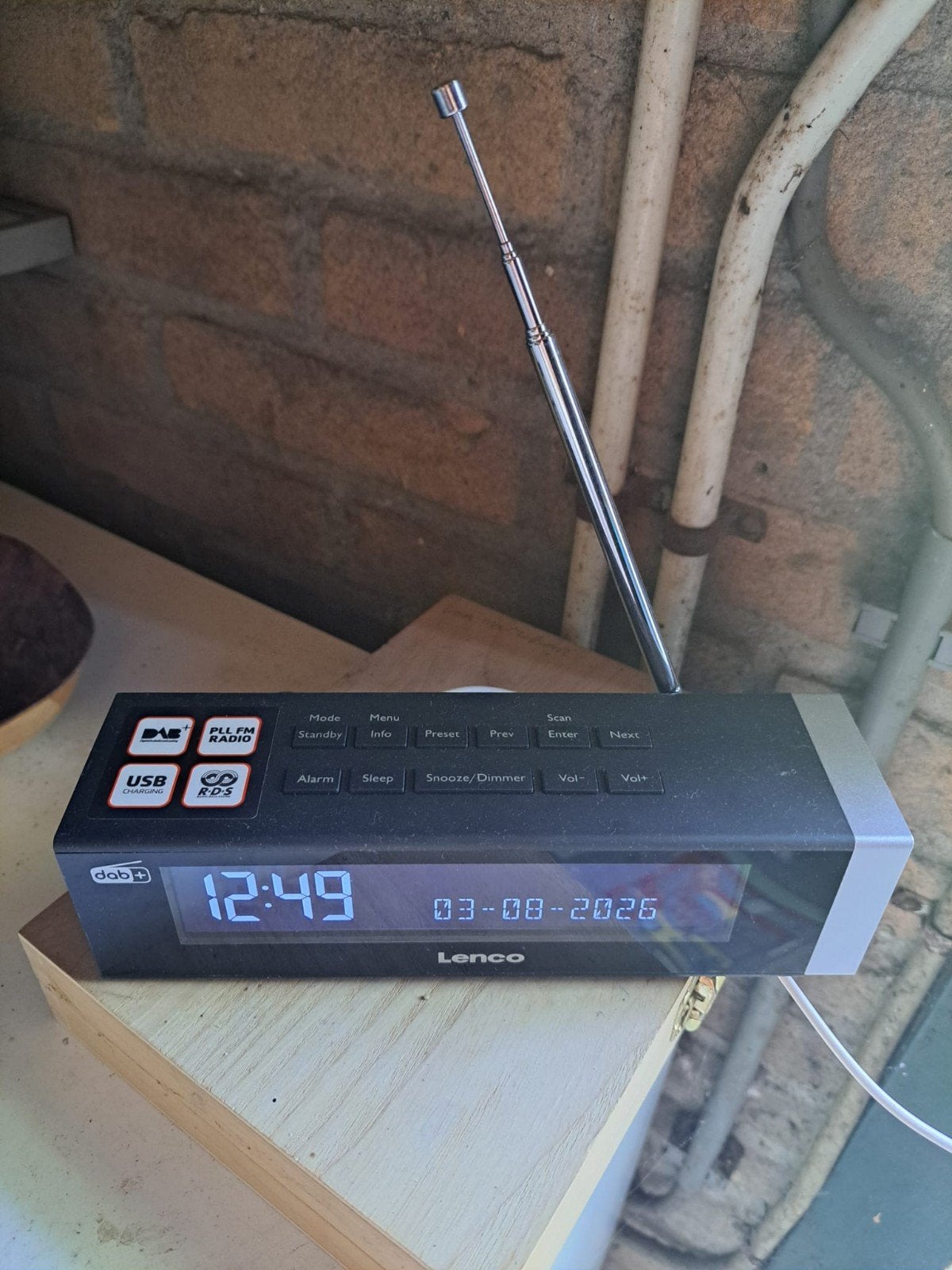 Lenco DAB+ FM Radio met USB en Klokfunctie, Ophalen, Zo goed als nieuw, Radio