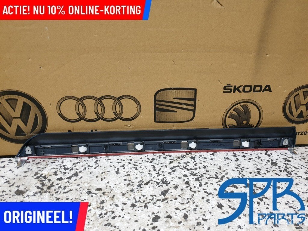 Afdekking Sierlijst deur rechtsachter PORTIER LB5J Passat B8, Auto-onderdelen, Volkswagen, Nieuw, Ophalen of Verzenden, Volkswagen