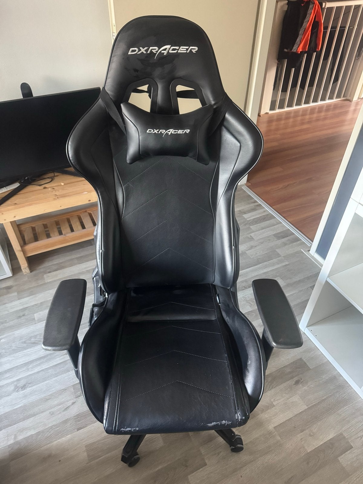 DXRacer FORMULA F08-N Gaming Bureaustoel - Zwart, Gebruikt, Huis en Inrichting, Ophalen, Gebruikt, Zwart, Bureaustoel