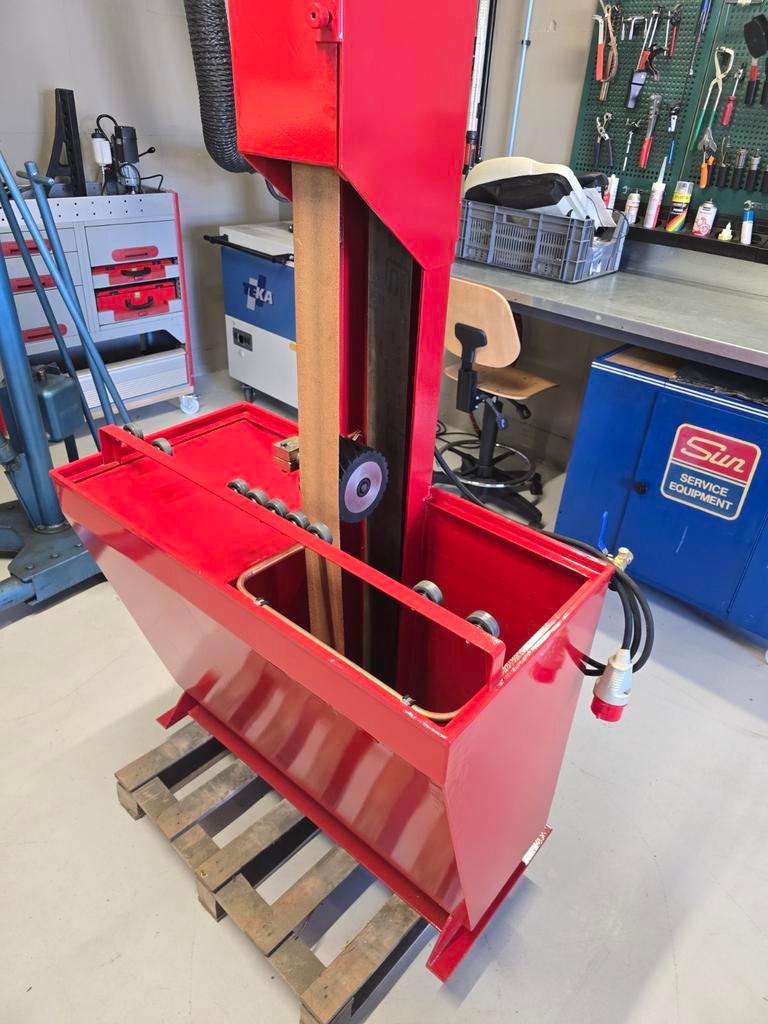 Glas- en Edelsteen Natslijpmachine - Gereviseerd, 380V, Ophalen, Zo goed als nieuw, 1000 watt of meer, Werkbankslijpmachine