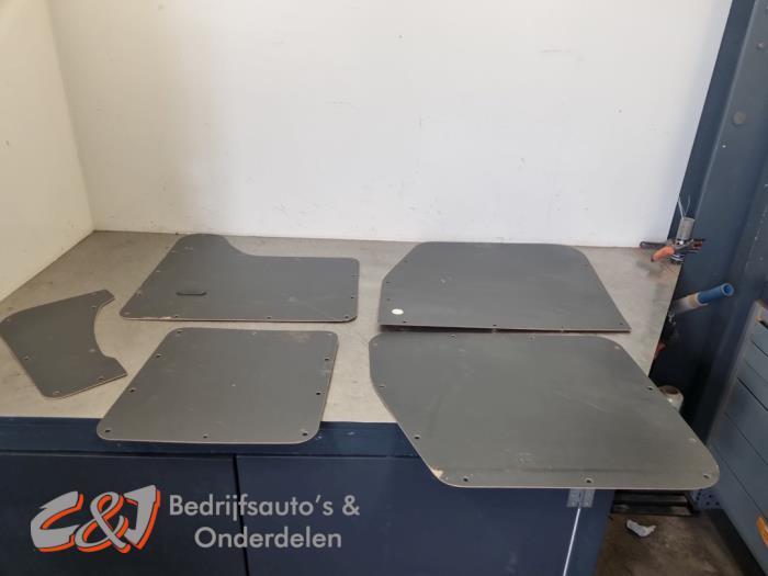 Laadbak bekleding van een Volkswagen Caddy, Gebruikt, -, Volkswagen, -