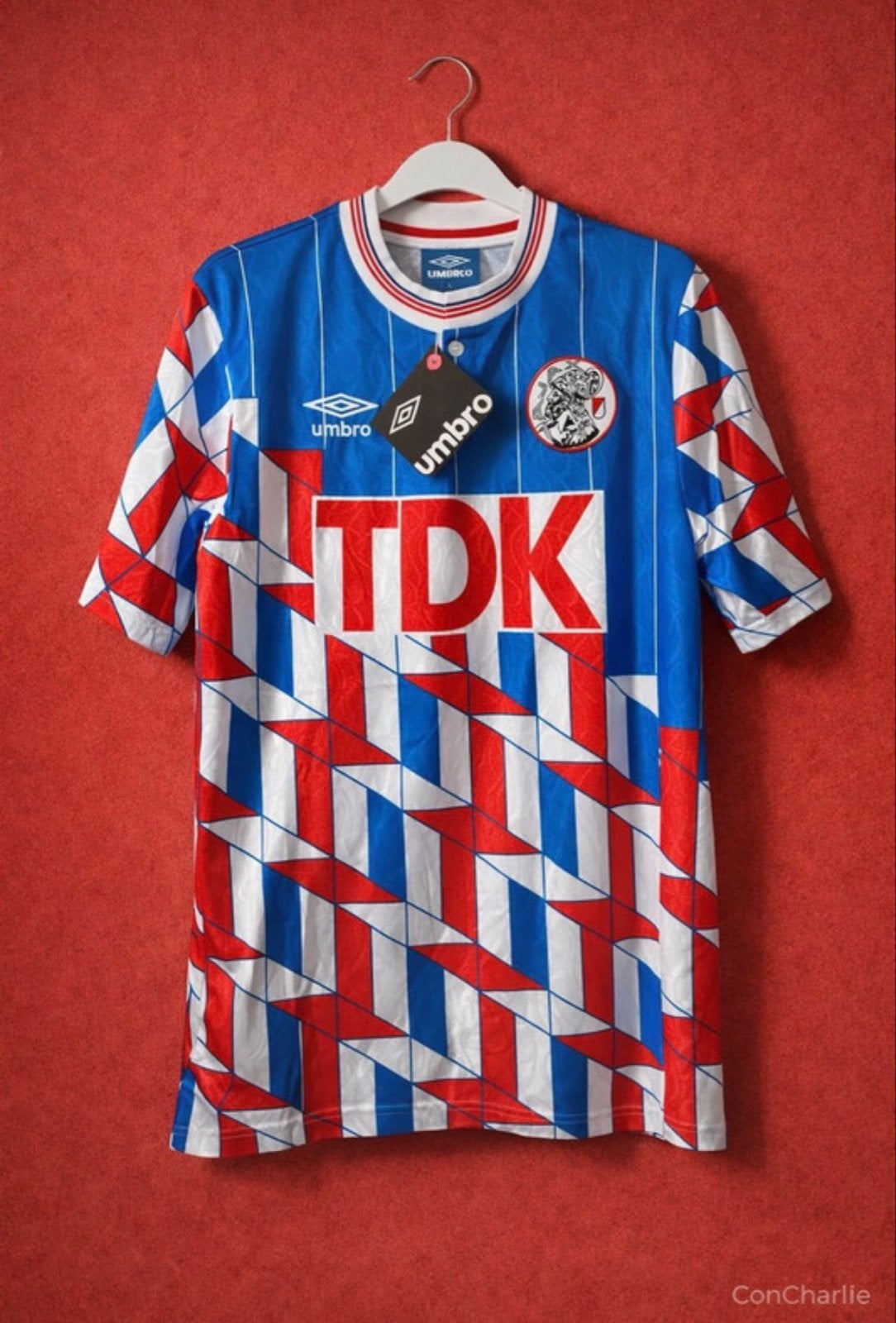 Ajax Umbro Uitshirt 1989/1990 - Nieuw met labels Maat L & XL, Maat 52/54 (L), Verzenden, Nieuw, Voetbal