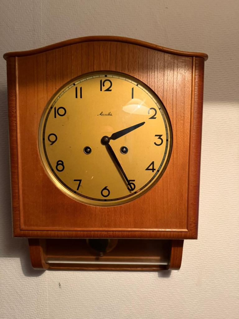 Mooie Mauthe hangklok, Antiek en Kunst, Ophalen
