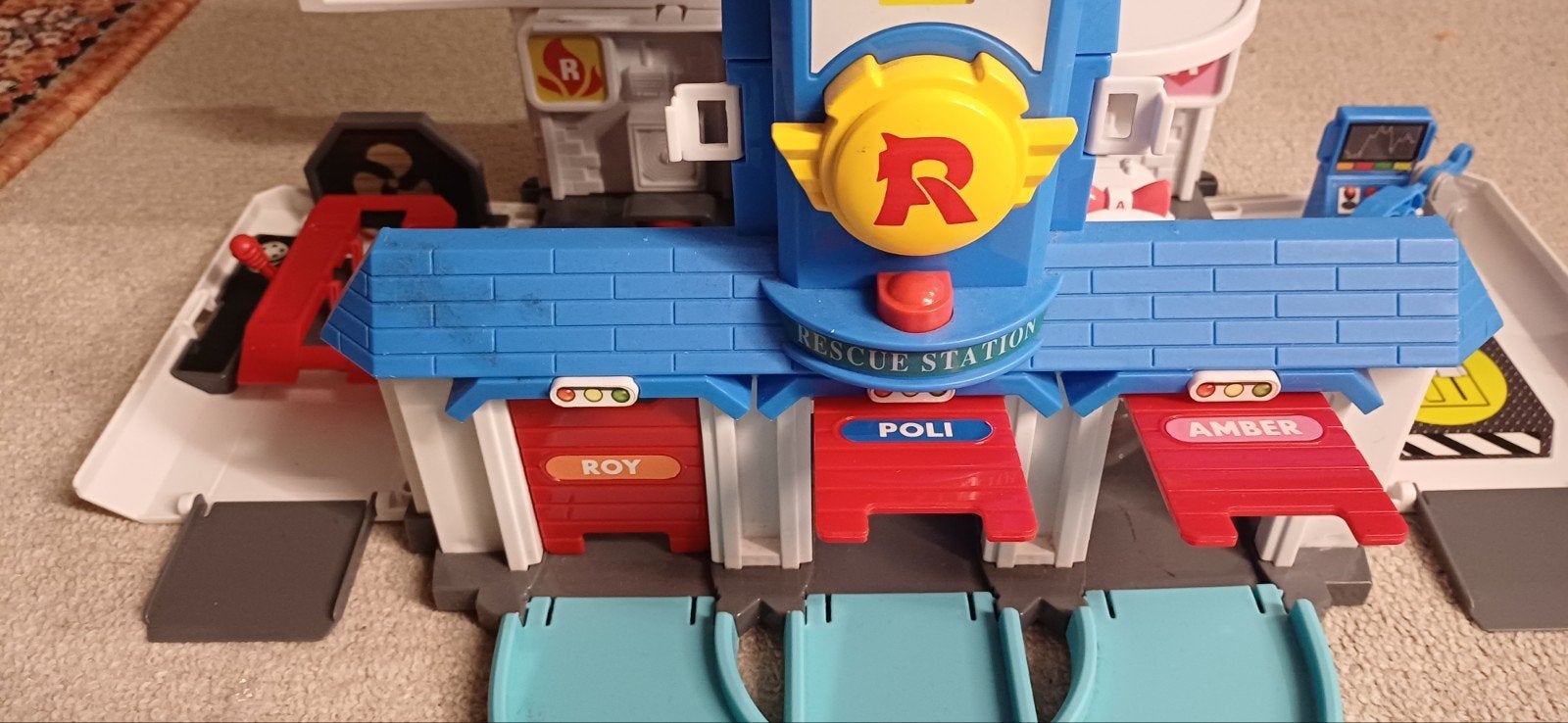 robocar poli, Ophalen, Gebruikt