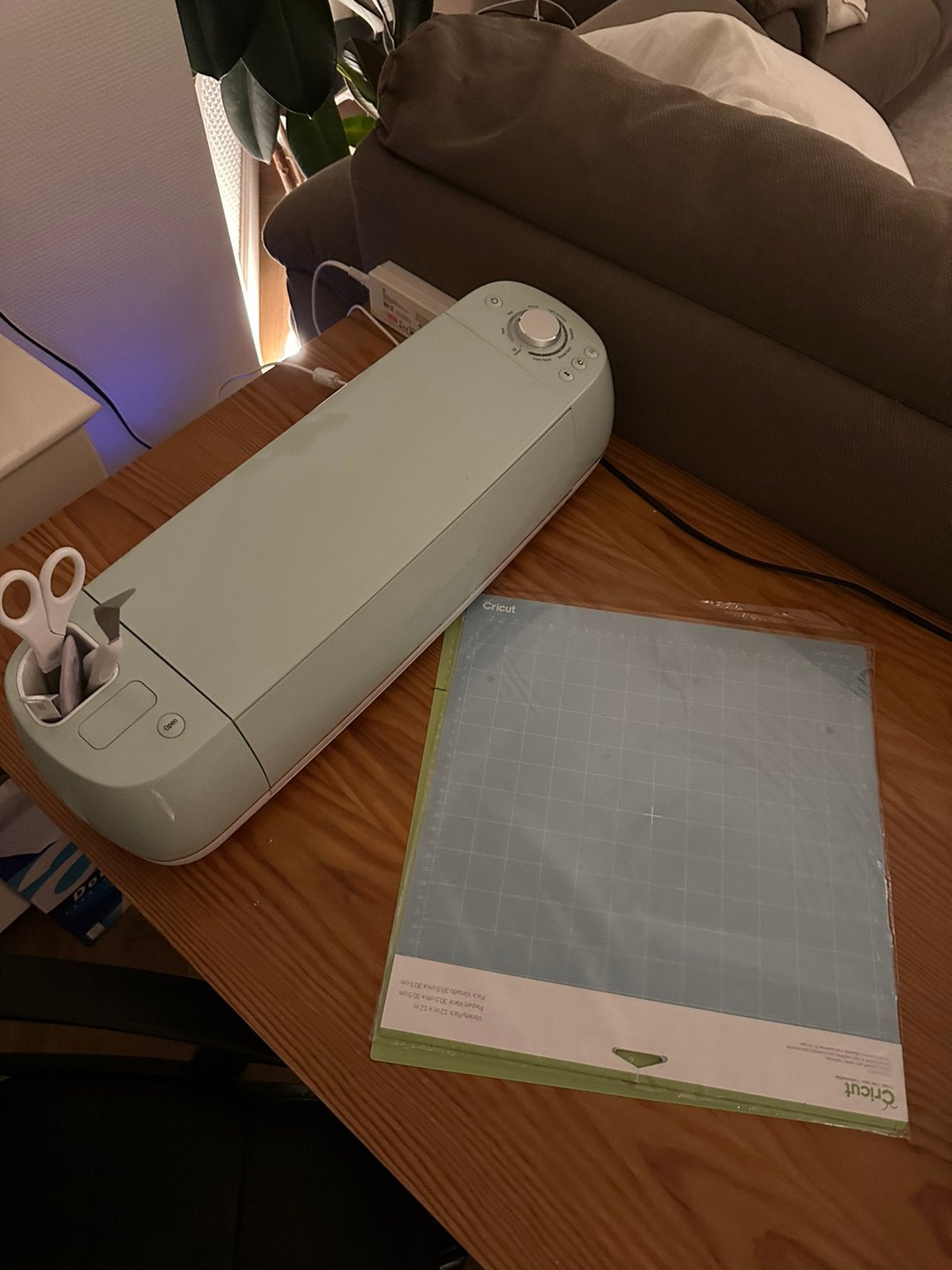 Cricut Explore Air 2 Mint + matten & accessoires, Hobby en Vrije tijd, Ophalen of Verzenden, Zo goed als nieuw, Gereedschap of Toebehoren