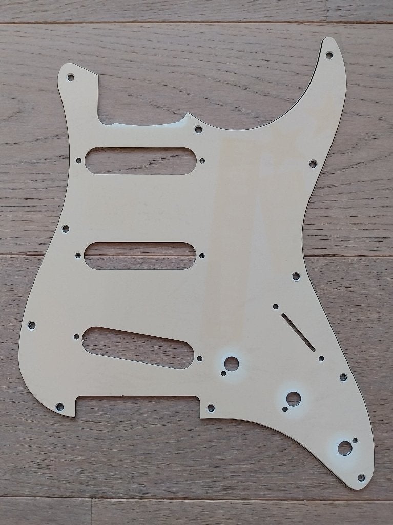 Stratocaster Aged / Relic Pickguard 3 ply - slagplaat, Ophalen of Verzenden, Gebruikt, Elektrische gitaar